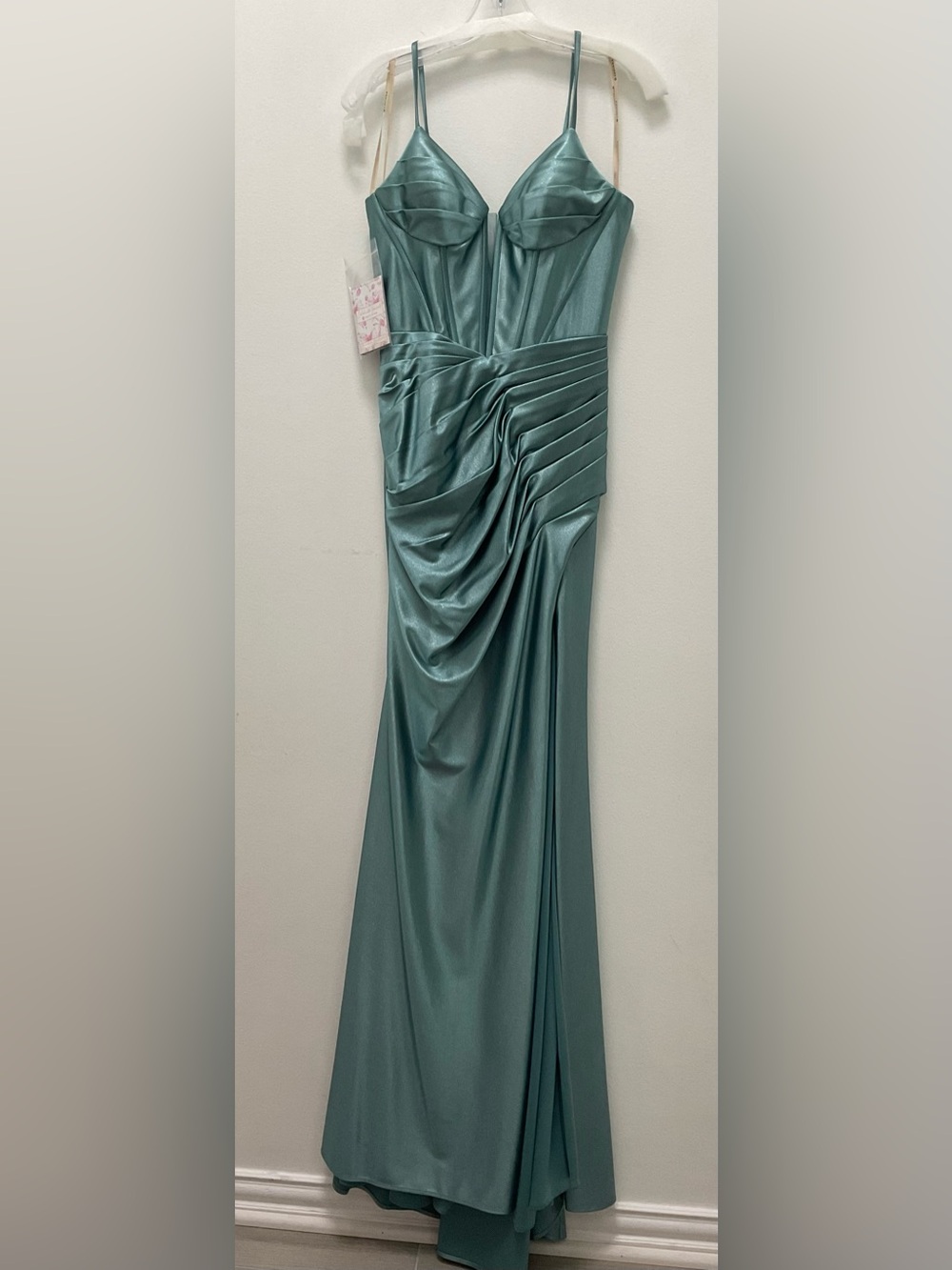 💚 Faviana Liquid Metallic Sage Green Corset Gown!